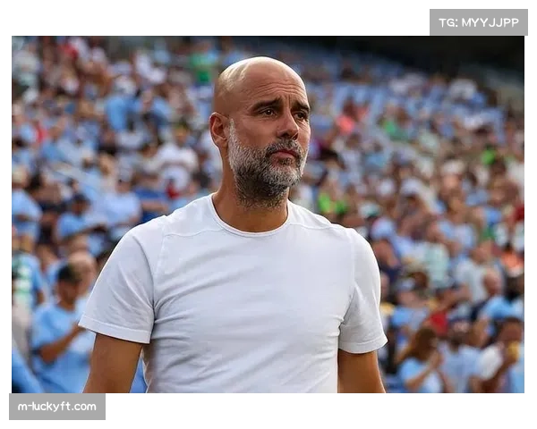 战术深度：瓜迪奥拉在曼城试验三中卫体系，应对关键球员伤病